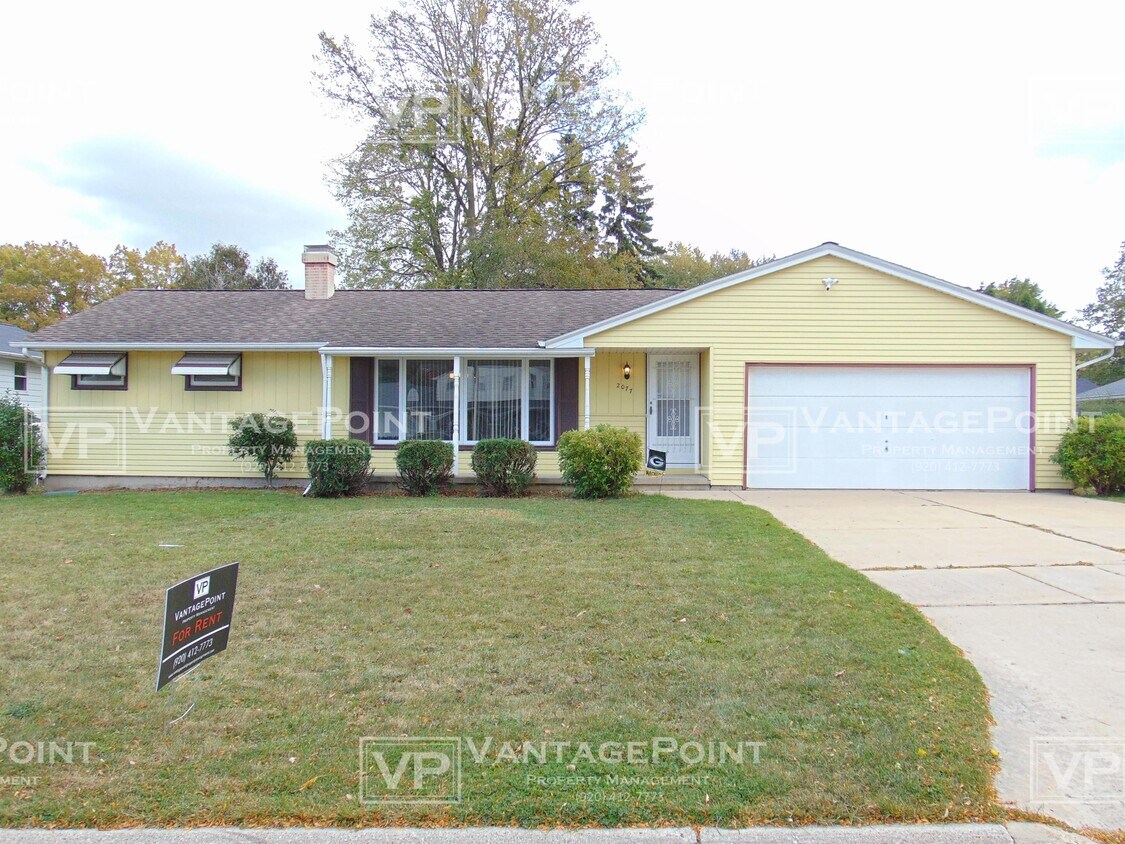 Primary Photo - 2077 Wildwood Ln