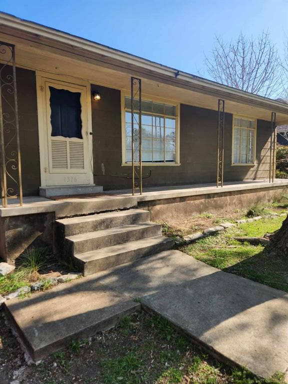 Building Photo - 1316 Pasadena Dr