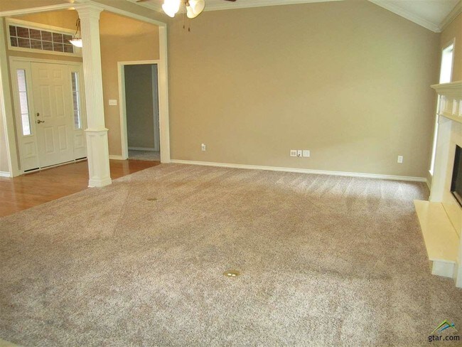Building Photo - 11237 Willow Oak Ln