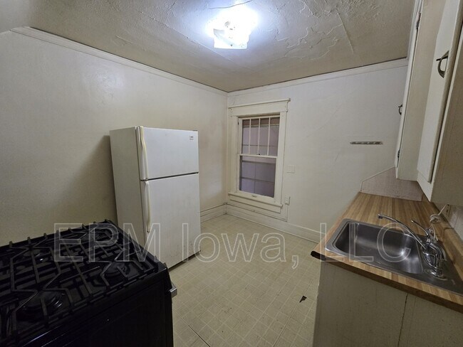 Foto del edificio - 118 1/2 Harrison Street