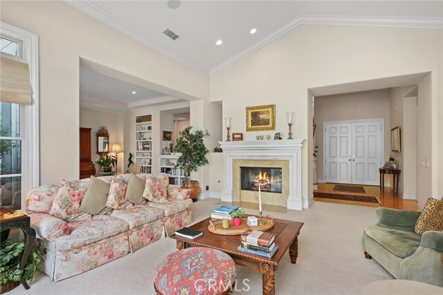 Building Photo - 6 Ironwood Dr