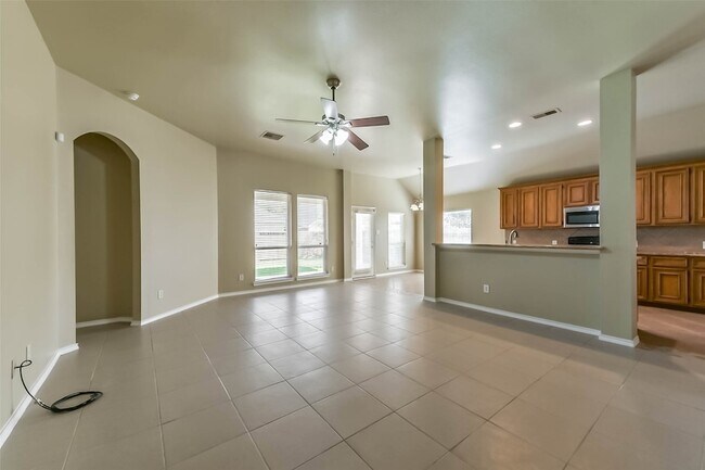 Foto del edificio - 15838 Mossy Shores Ct