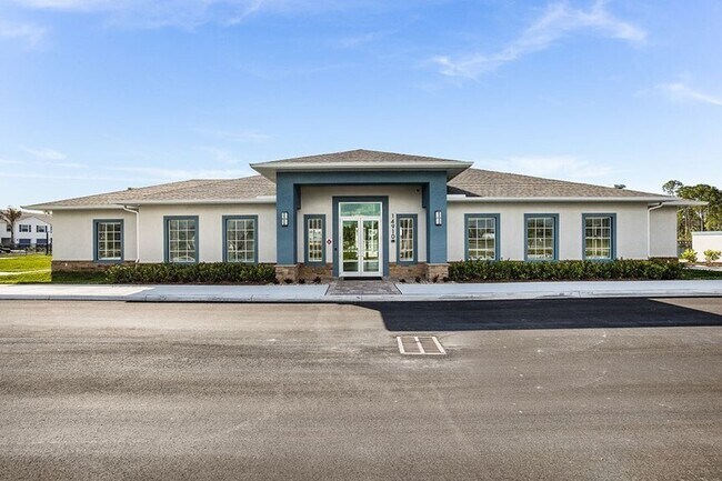 Building Photo - 15021 Wildflower Cir, Naples, FL