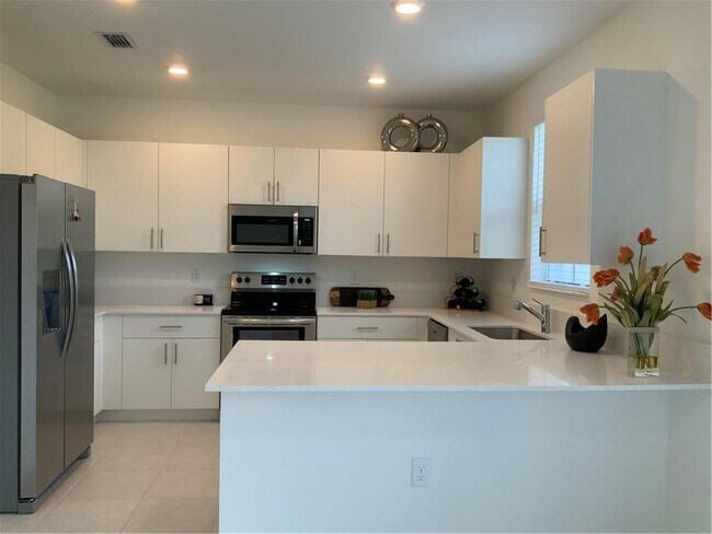 Building Photo - 4662 NW 120th Way