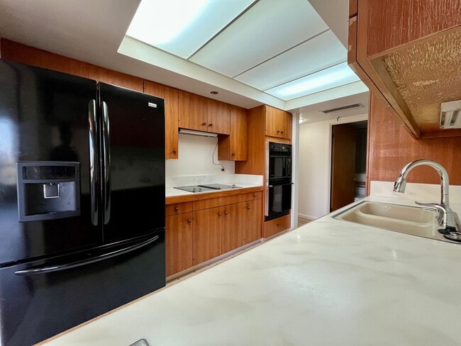 Foto del edificio - Punchbowl- Continental Plaza: Large 2BR, 2...