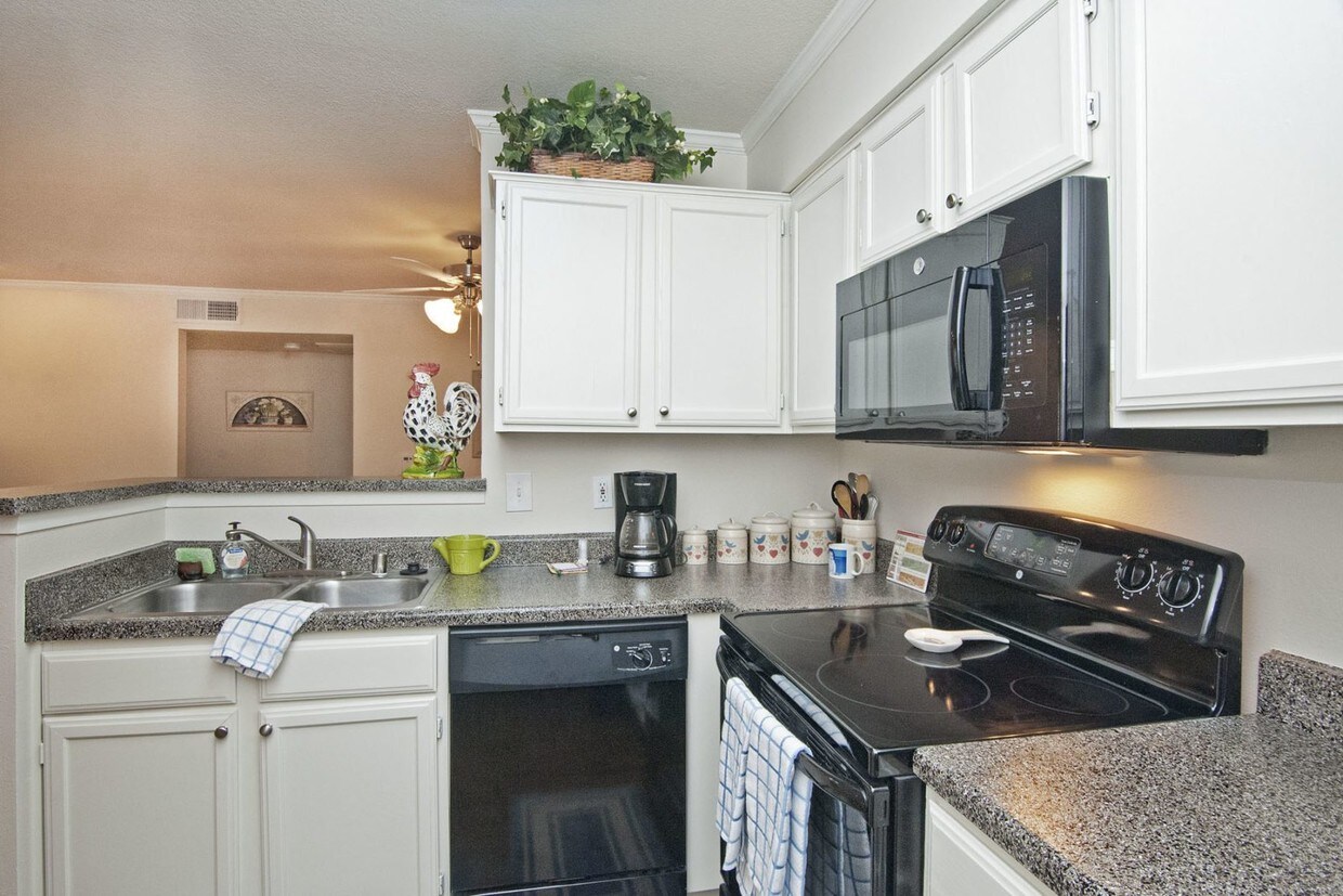 Preston Place Senior Living Apartments in Plano, TX