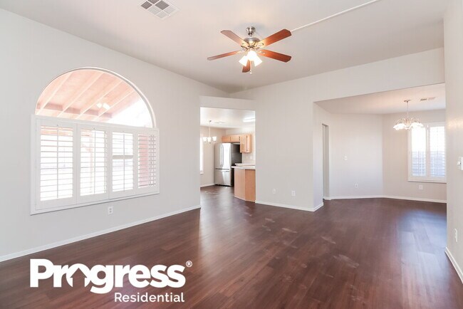 Building Photo - 460 Wright Way