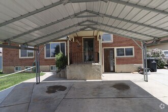 Building Photo - 360 N 300 E