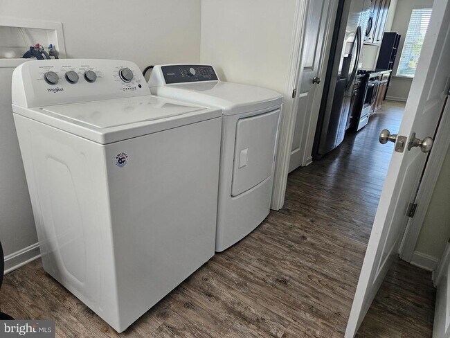 Foto del edificio - 29662 Riverstone Dr