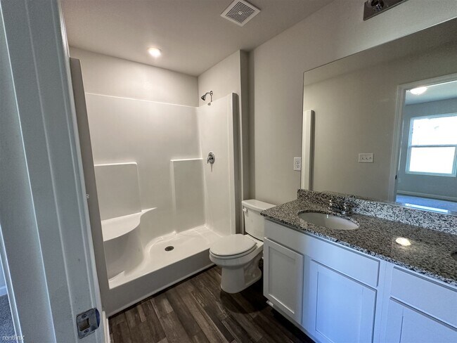 Foto del edificio - 4 br, 2 bath House - 104 Loblolly Court