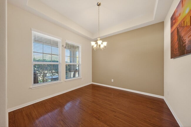 Building Photo - 147 Brook View