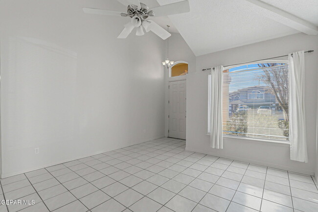 Building Photo - 3132 Tierra Lima Dr