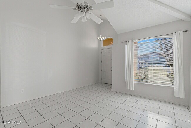 Foto del edificio - 3132 Tierra Lima Dr