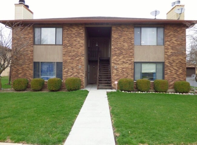 Building Photo - 1114 Manchester Ct