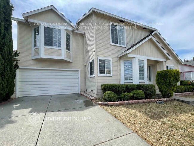 Building Photo - 910 Edgewood Cir