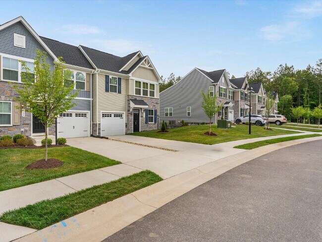 Foto del edificio - 6524 Carters Walk Ln