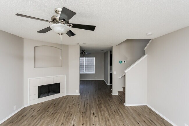 Building Photo - 411 Harvard Dr