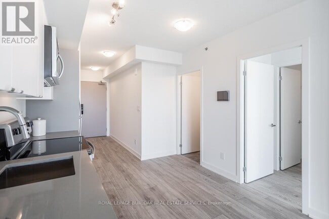 Building Photo - 3210 Dakota Cmn