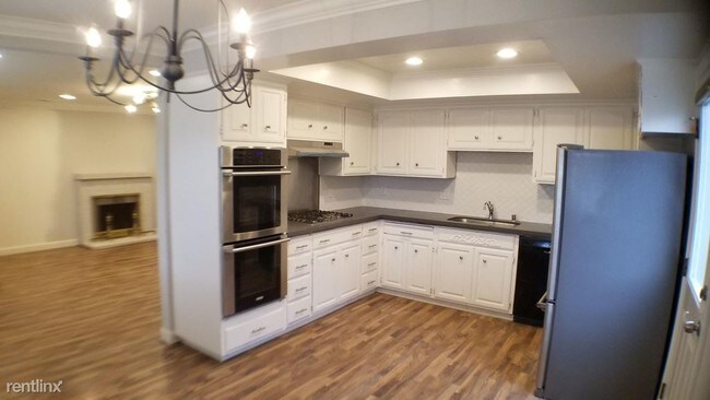 Foto del edificio - 3 br, 2 bath House - 3177 Julio Ave