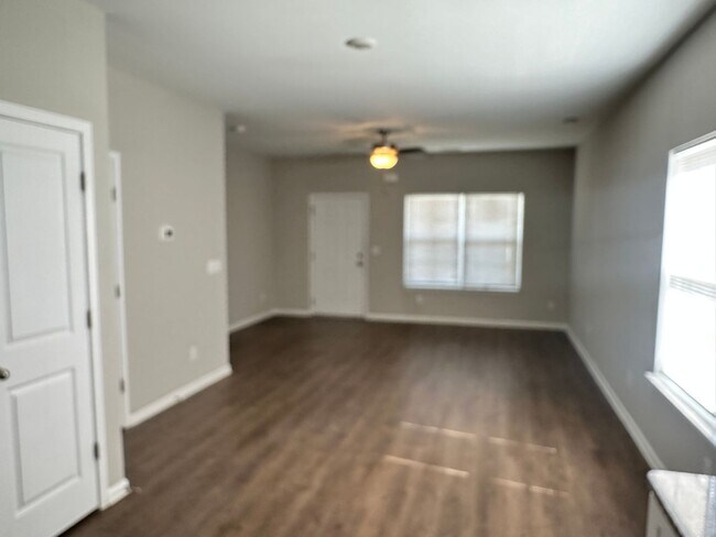 Building Photo - Lovely Columbia Townhome Coming soon