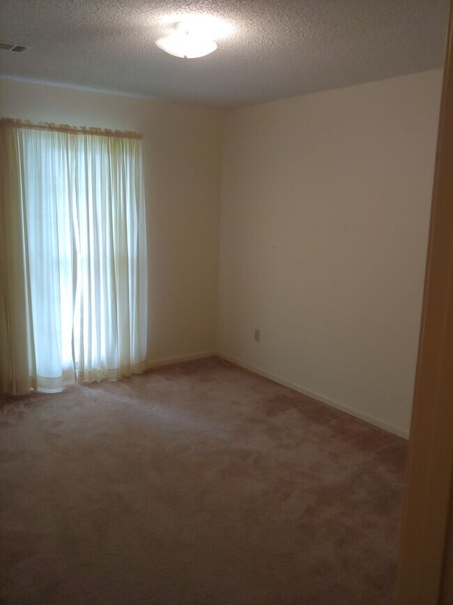 Foto del edificio - 4001 Hanover Ct