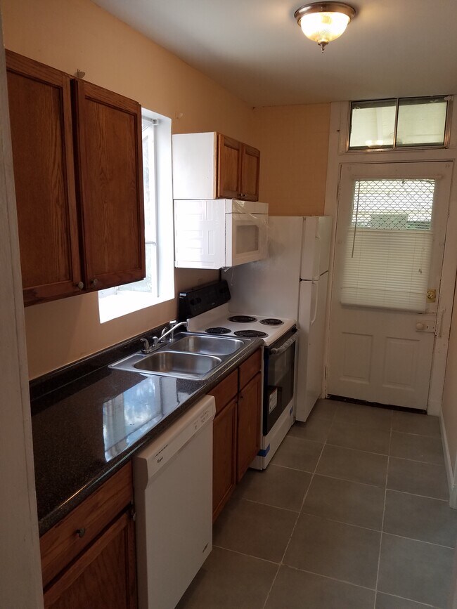 Cocina - 227 Fosdick St