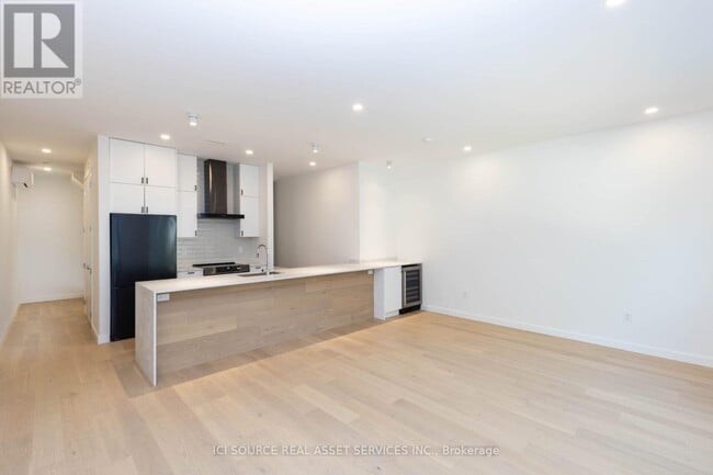 Building Photo - 60 Jones Ave