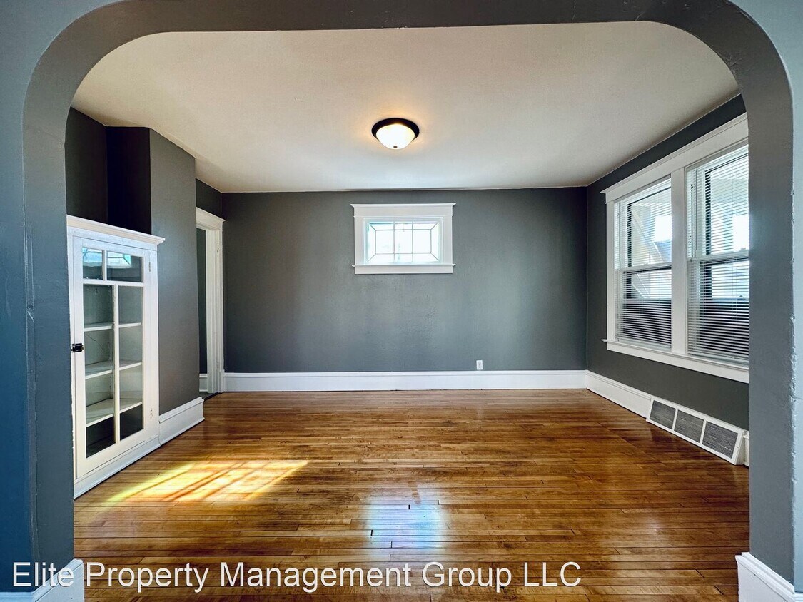 Primary Photo - 2 br, 1 bath House - 817 8th Street South ...