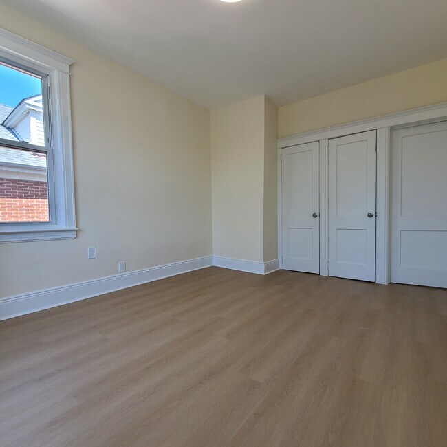 Foto del edificio - 704 79th St