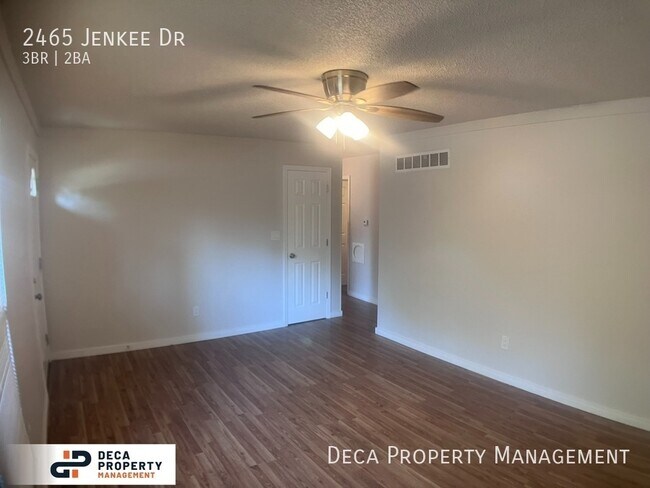 Foto del edificio - 3 Bedroom 2 Bathroom House