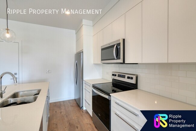 Photo du bâtiment - Modern 1 Beds, 1 Baths Apartment/Condo | N...