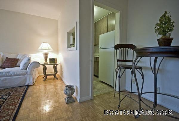 Foto del edificio - 1455 Commonwealth Ave