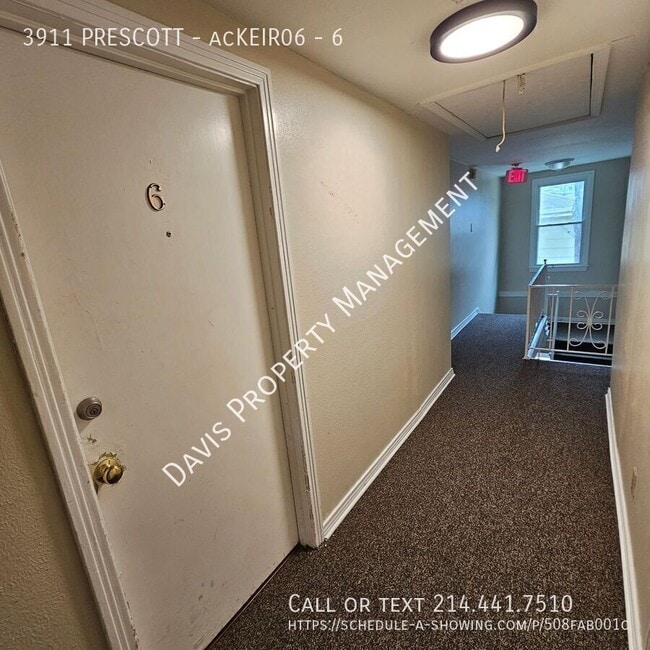 Building Photo - 3911 Prescott Ave