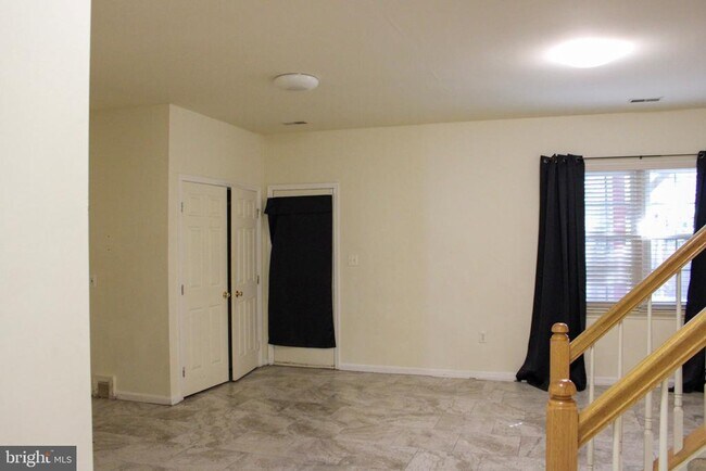 Foto del edificio - 2454 Sugar Mill Way