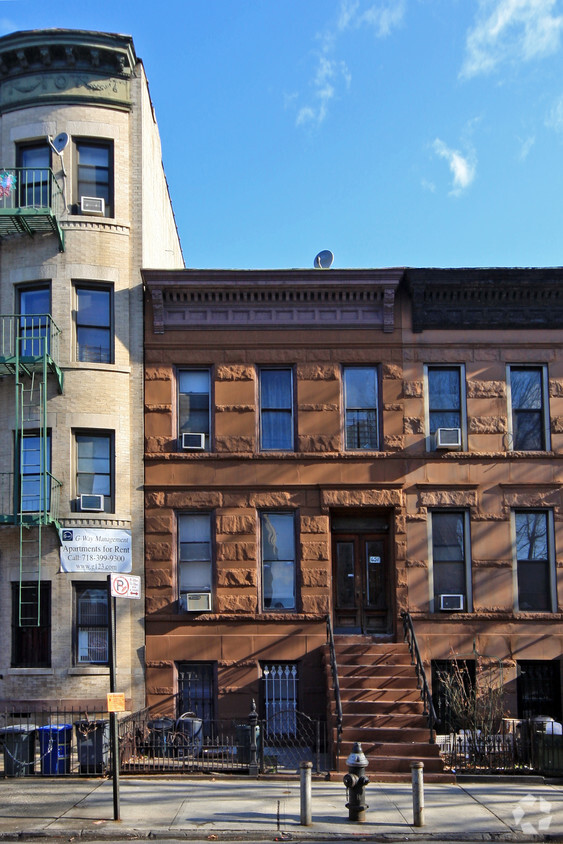 Primary Photo - 651 Prospect Pl
