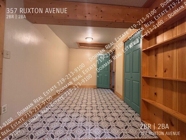 Foto del edificio - 357 Ruxton Ave