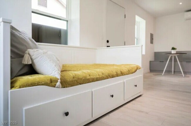 Foto del edificio - 715 S 3rd St