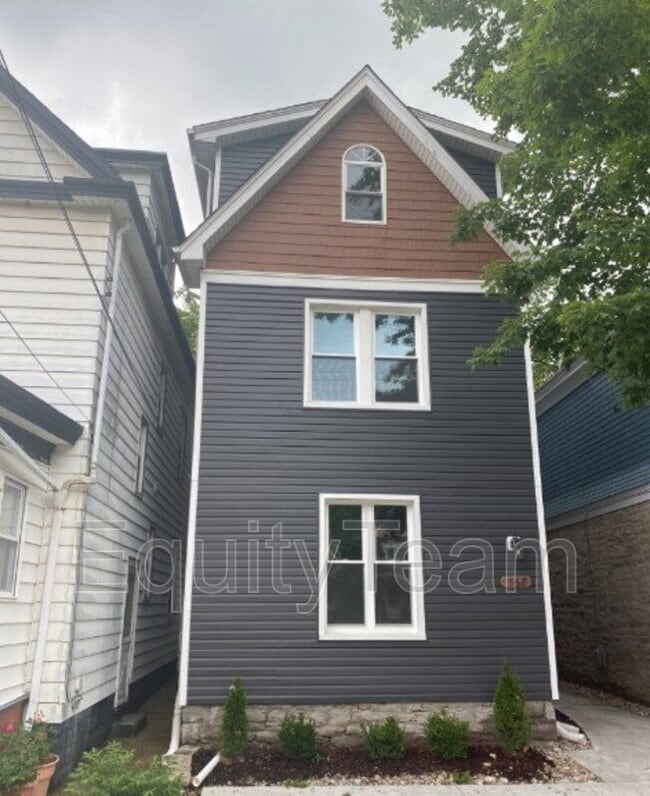 Building Photo - 568 Delta Ave