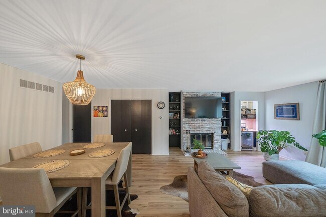 Foto del edificio - 7 Foxtail Ct