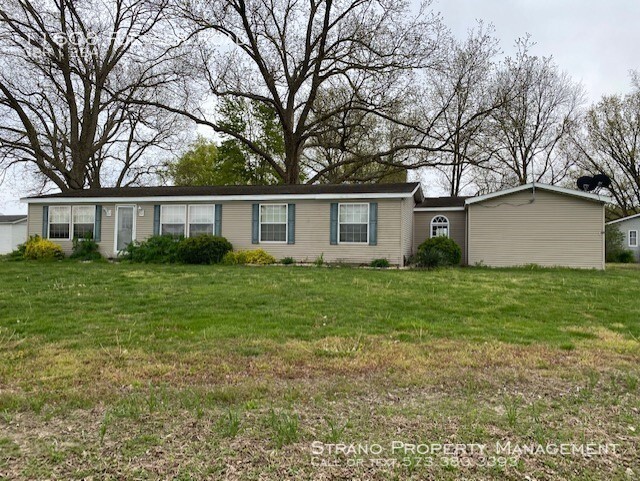 Building Photo - 11608 Fuesser Rd