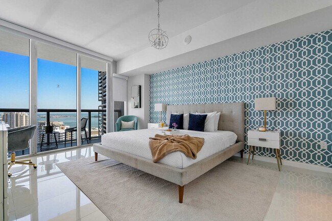 Building Photo - 485 Brickell Ave