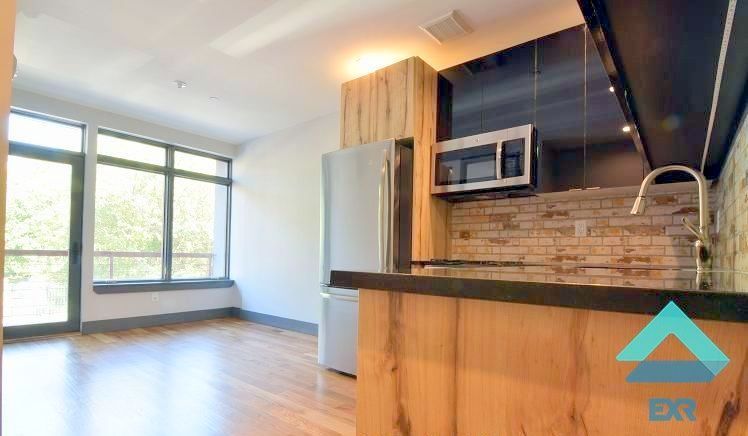 Foto principal - 374 Kosciuszko St