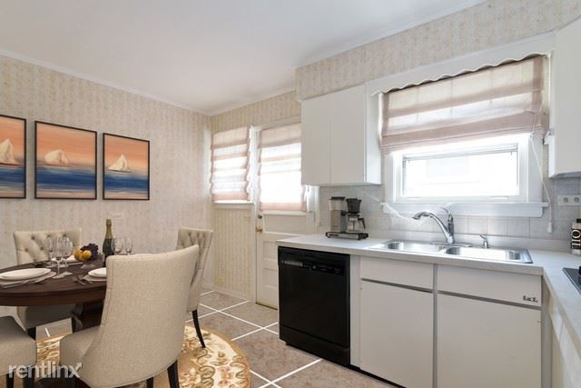 Foto del edificio - 3 br, 2 bath House - 9201 Kolmar Ave
