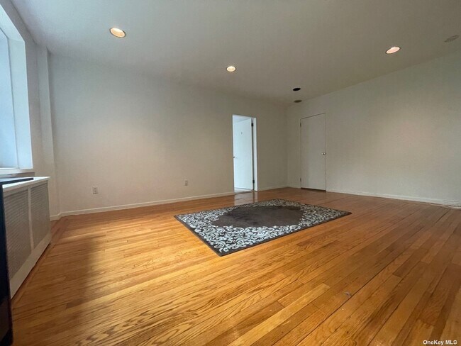 Foto del edificio - 141 Wyckoff Pl