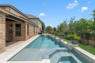 Building Photo - 15203 Sienna Glen Ct