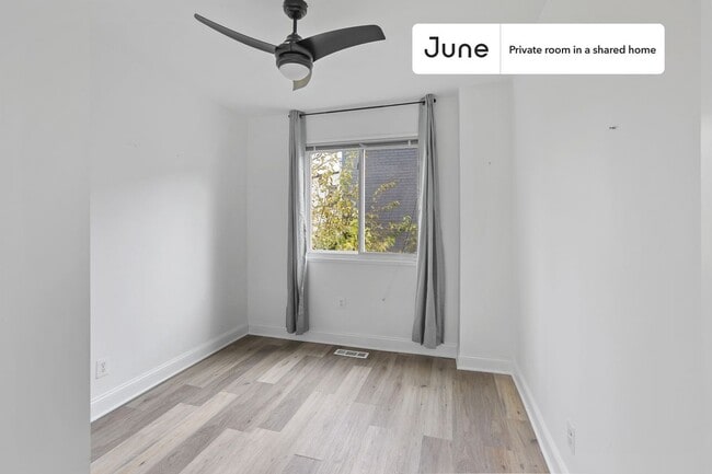 Photo - Room in Shared 5 bed/3.5 bath home