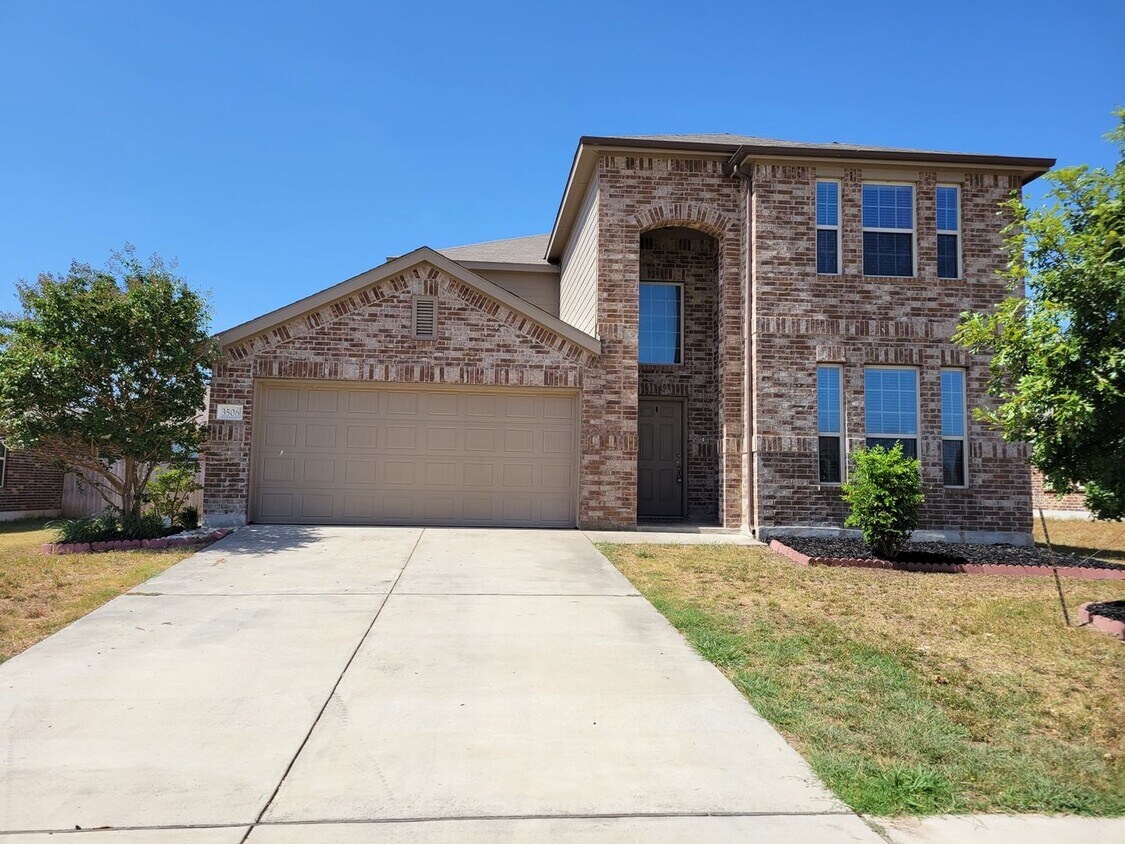 5 Bedroom Custom Home! House Rental in Killeen, TX
