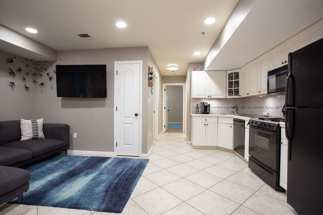 Fotografía del edificio - 309 Manhattan Ave