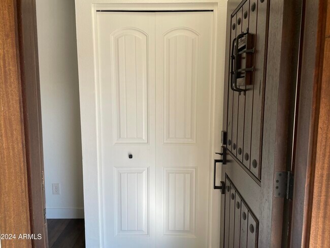 Foto del edificio - 4322 W Sandra Cir