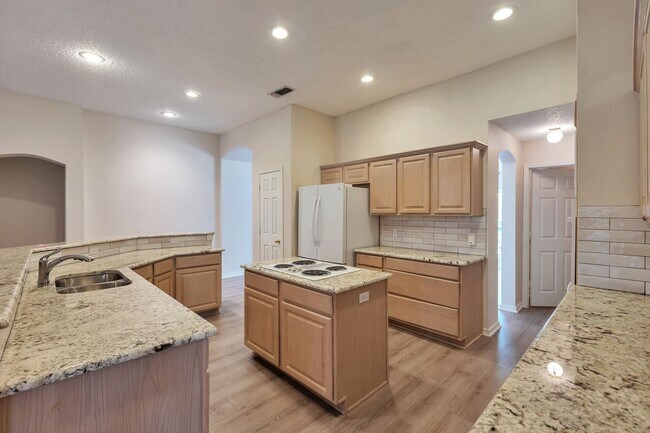 Building Photo - Beautifully maintained Mansfield ISD home ...